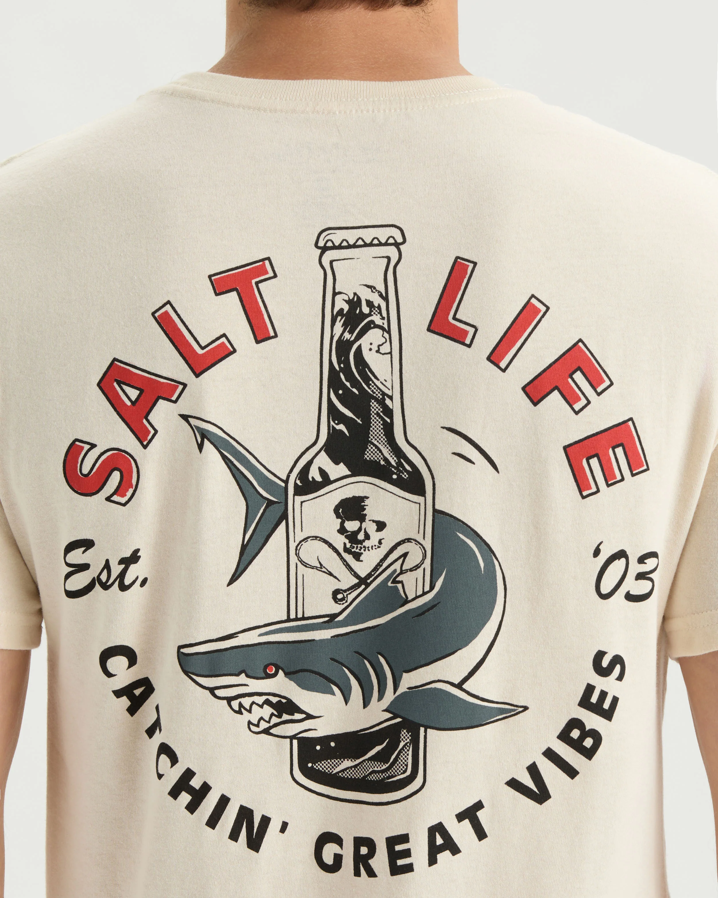 Men’s Catchin’ Vibes Short Sleeve Tee - Image 5