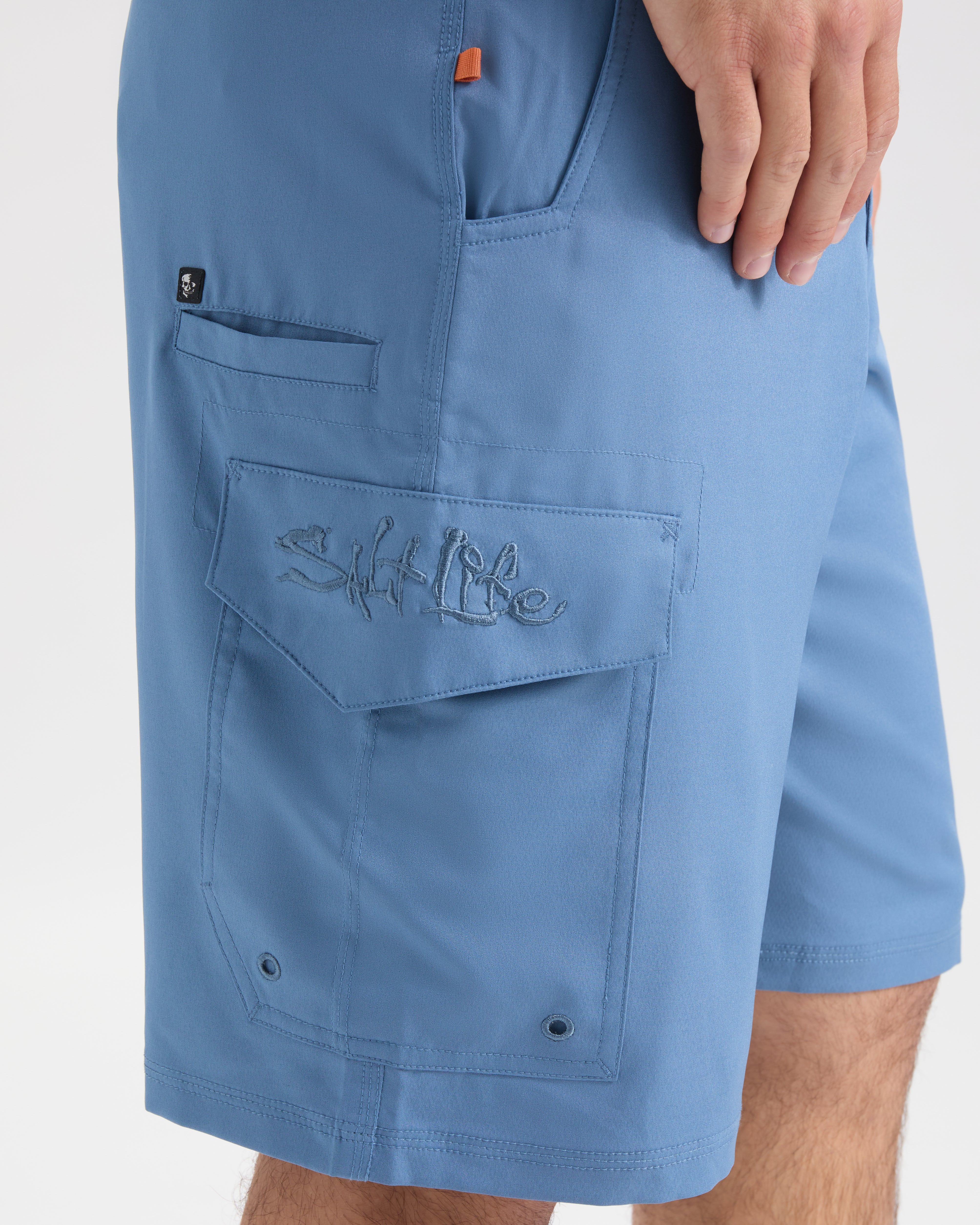 Men’s La Vida Water Cargo Short - Image 6