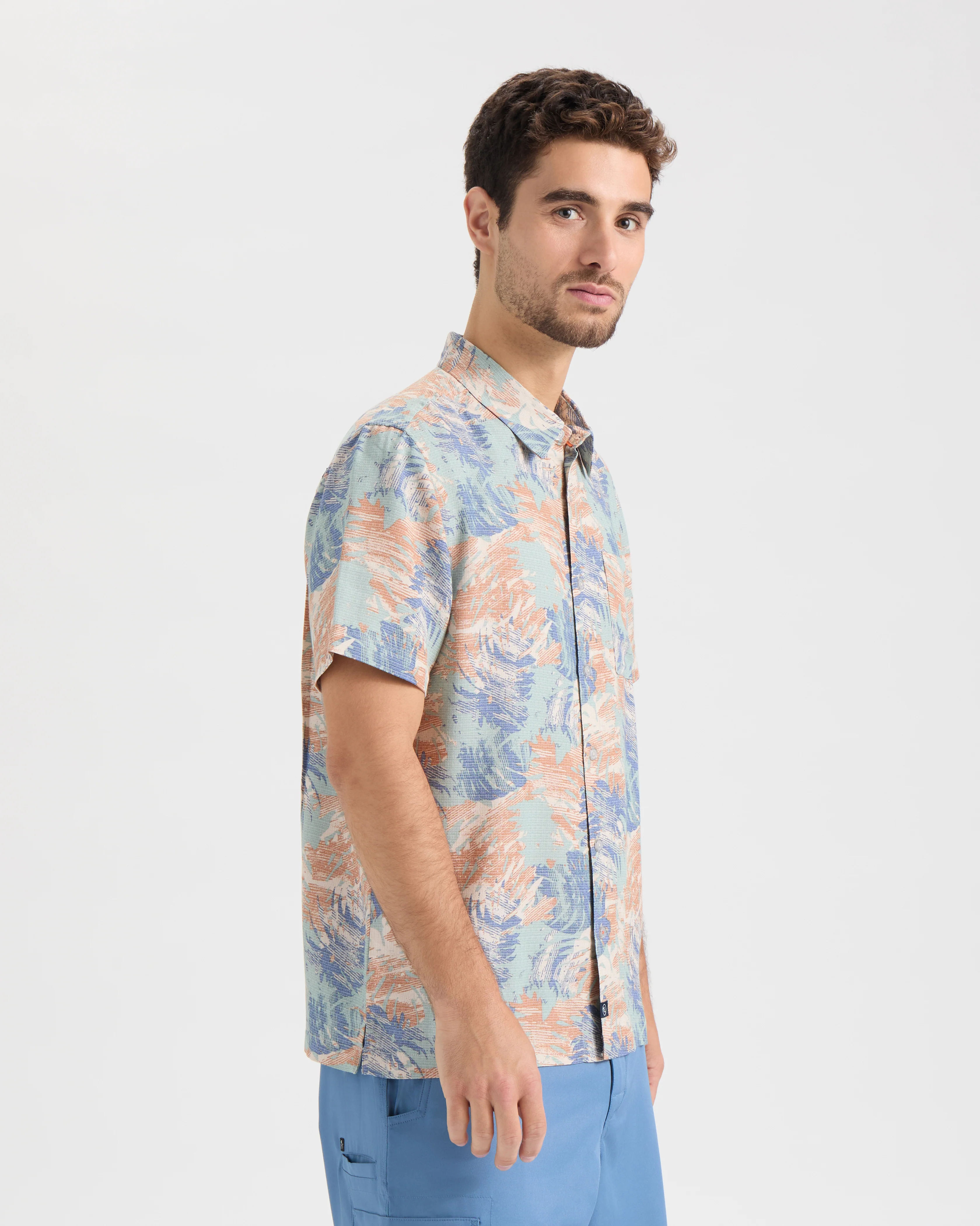 Men’s On Another Holiday Short Sleeve Woven Shirt - Image 3