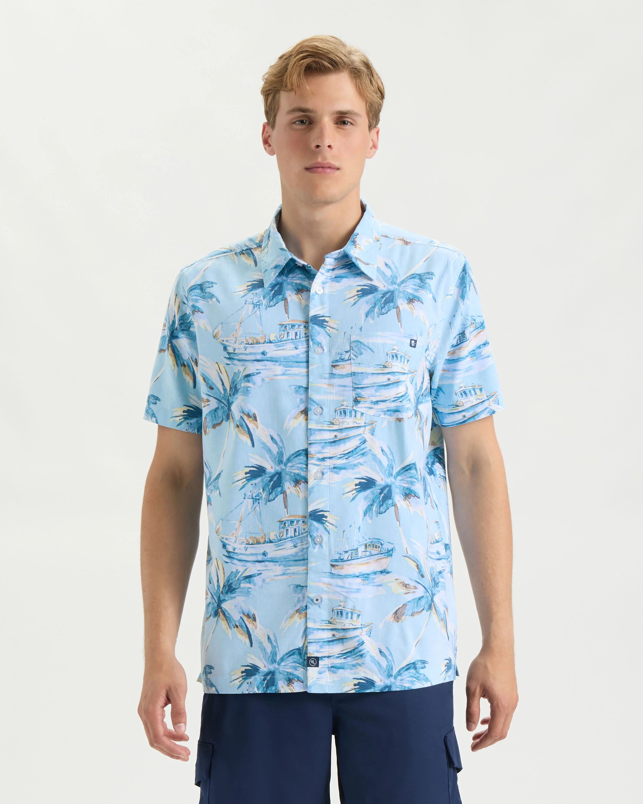 Men’s Tropic Reverie Woven Shirt - Image 2