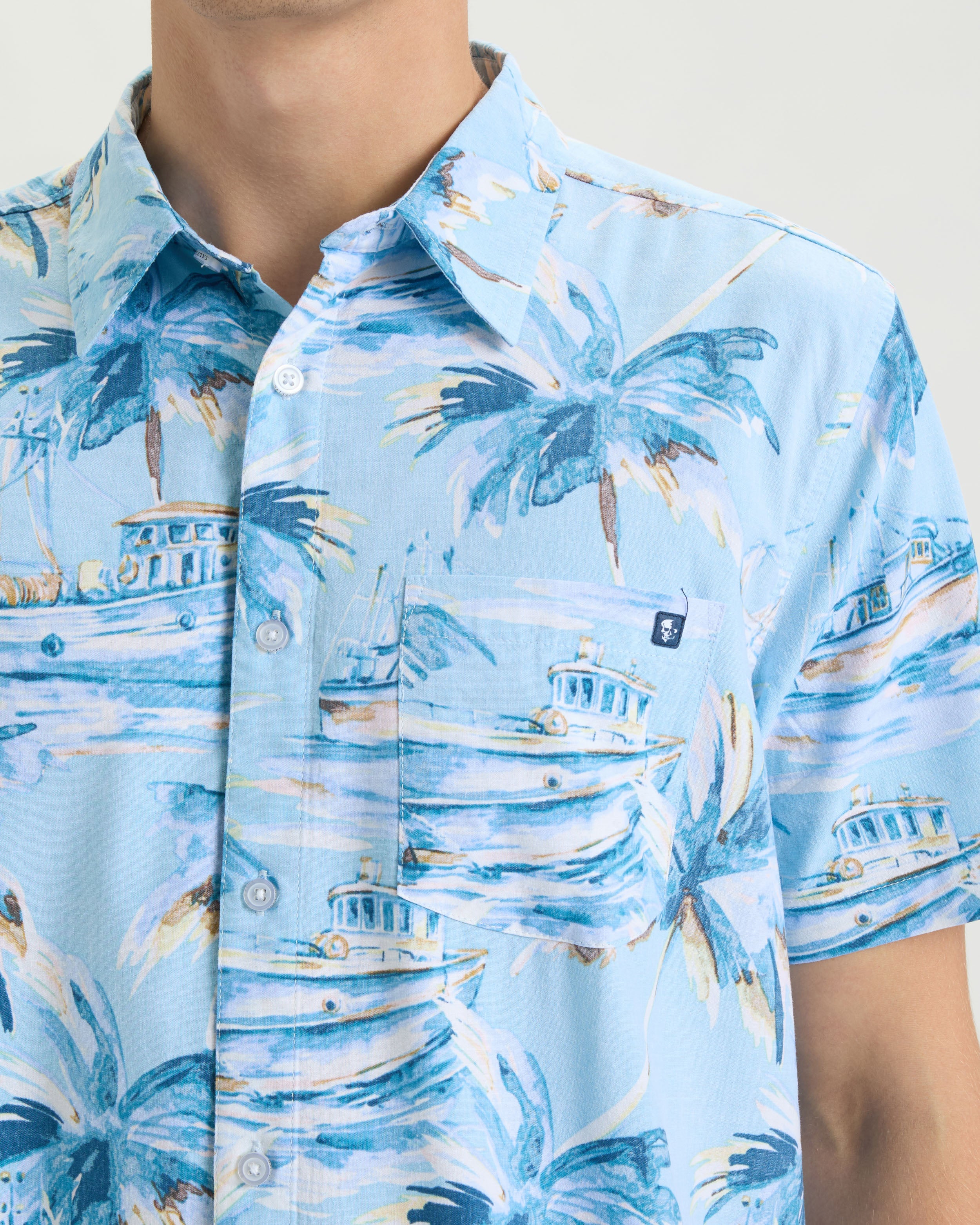 Men’s Tropic Reverie Woven Shirt - Image 5