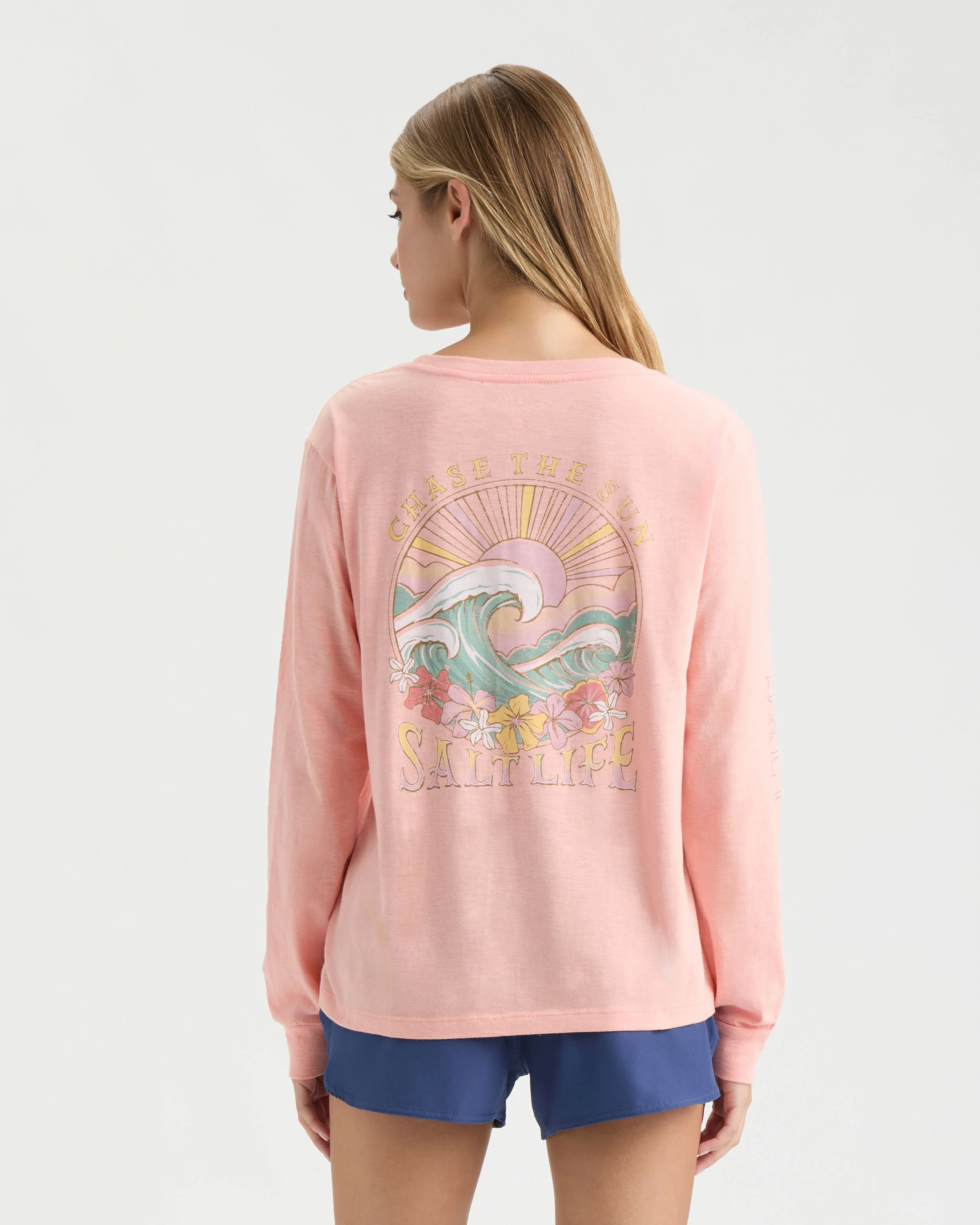 Women’s Tropic Tides Oversized Boyfriend Tee - Image 5
